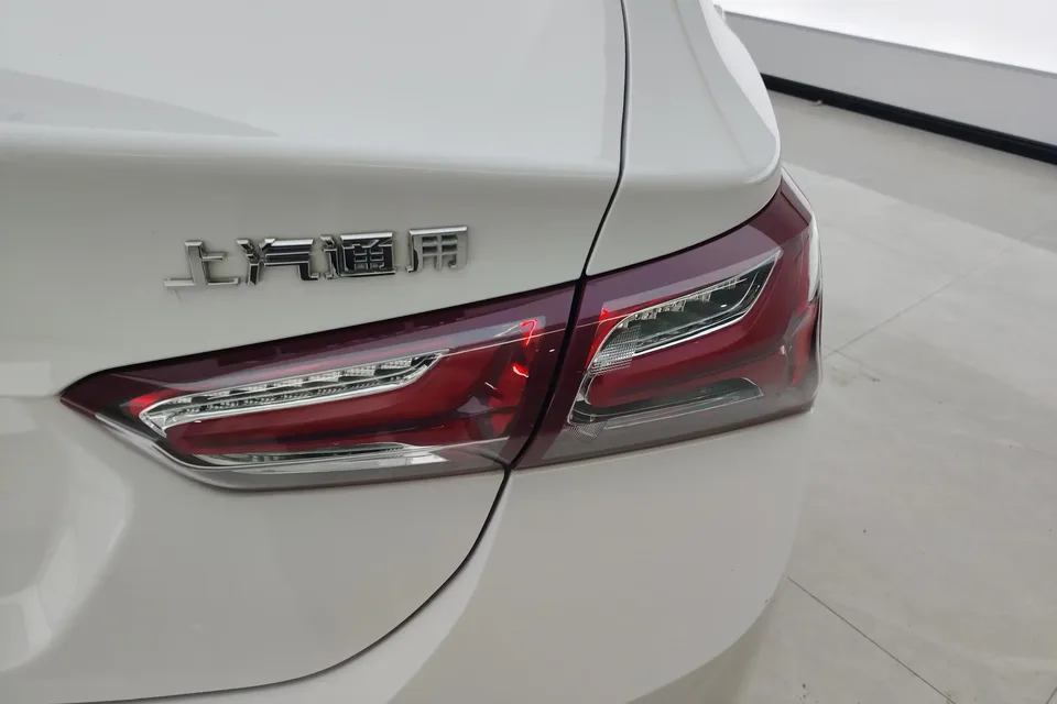 Chevrolet Malibu Xl Malibu XL 2022 535T Automatic Sharp Edition 2023 — thumbnail 2