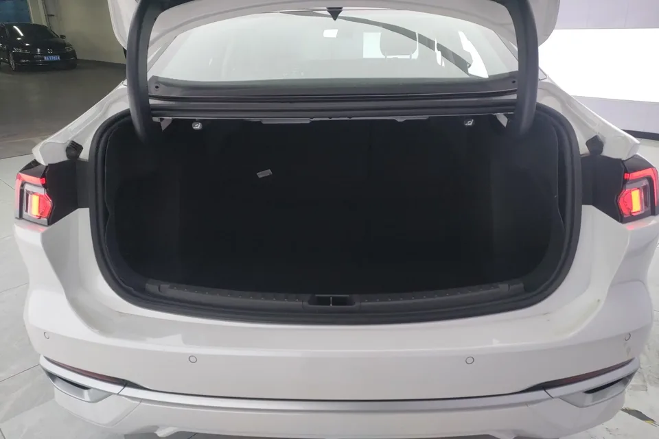 Ford Mondeo Mondeo 2023 EcoBoost 245 Deluxe 2024 — thumbnail 5