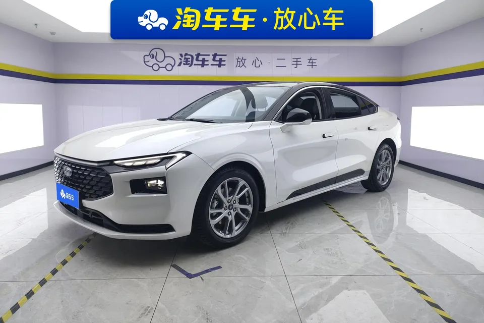Ford Mondeo Mondeo 2023 EcoBoost 245 Deluxe 2024 — photo 1, buy with delivery to Moscow