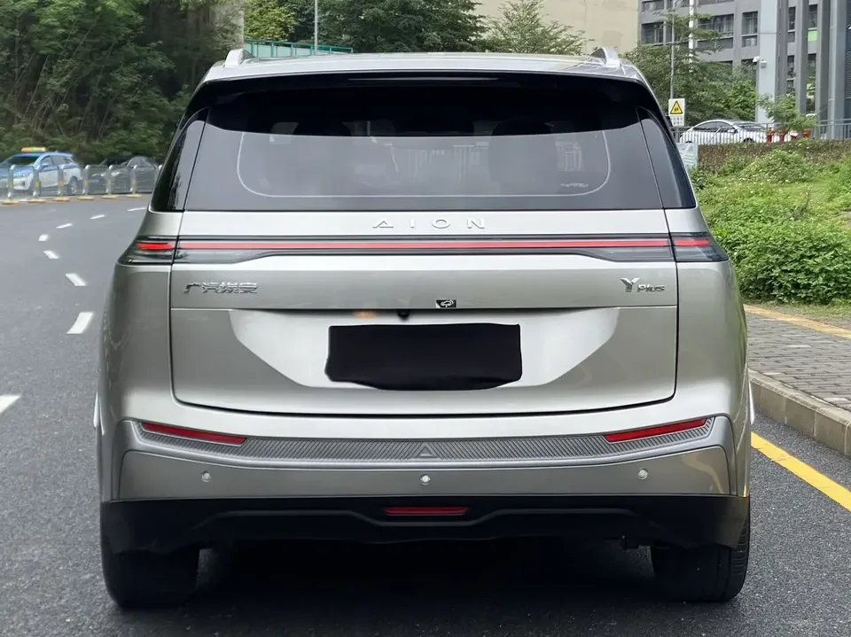 AION Y AION Y 2022 PLUS 70 Smart Edition 2022 — миниатюра 4