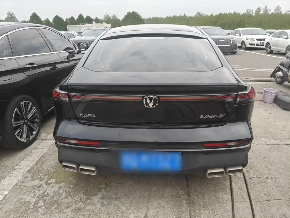 Changan UNI-V Changan UNI-V 2024 1.5T Premium Sports 2024 — thumbnail 2