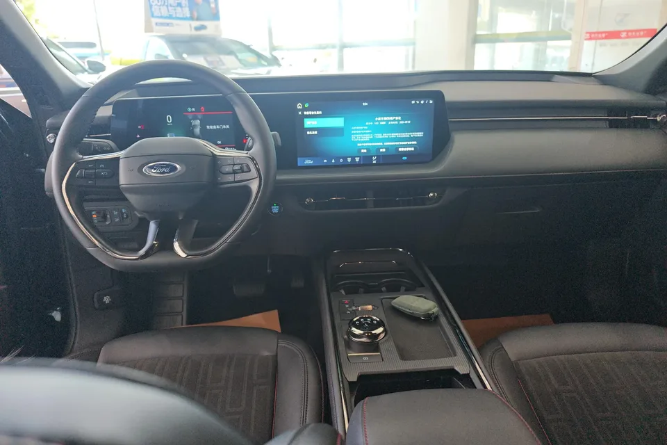 Ford Mondeo Mondeo 2023 EcoBoost 180 Comfort 2024 — thumbnail 4