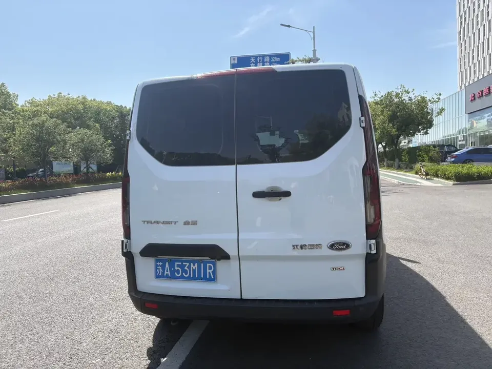 Ford Transit Transit 2023 V362 2.0T diesel manual multi-purpose commercial vehicle mid-axle low roof 5/6 seats National VI 2023 — thumbnail 2