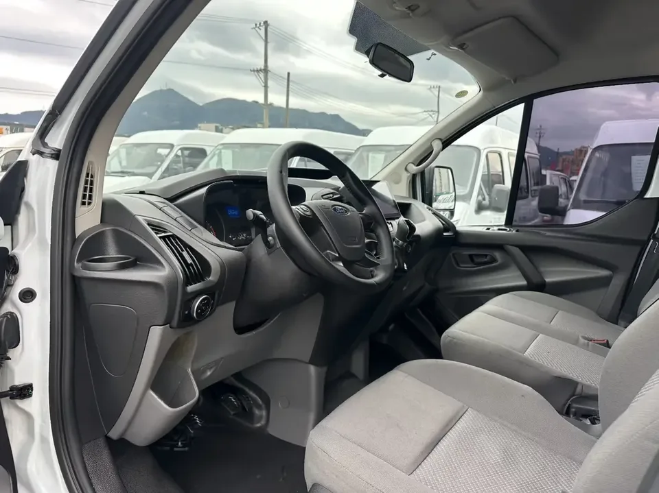 Ford Transit Transit 2023 V362 2.0T diesel manual multi-purpose commercial vehicle center axle center top 5/6 seats National VI 2023 — thumbnail 5