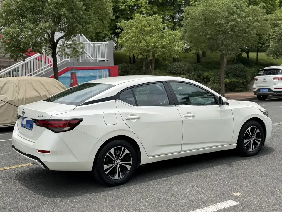 Nissan Sylphy Sylphy 2023 1.6L CVT Enjoy Edition 2023 — thumbnail 4