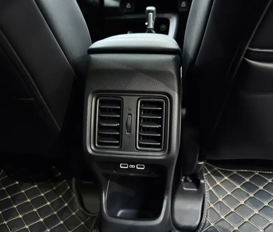Honda WR-V HondaXR-V 2024 1.5L CVT Hot Edition 2025 — thumbnail 4