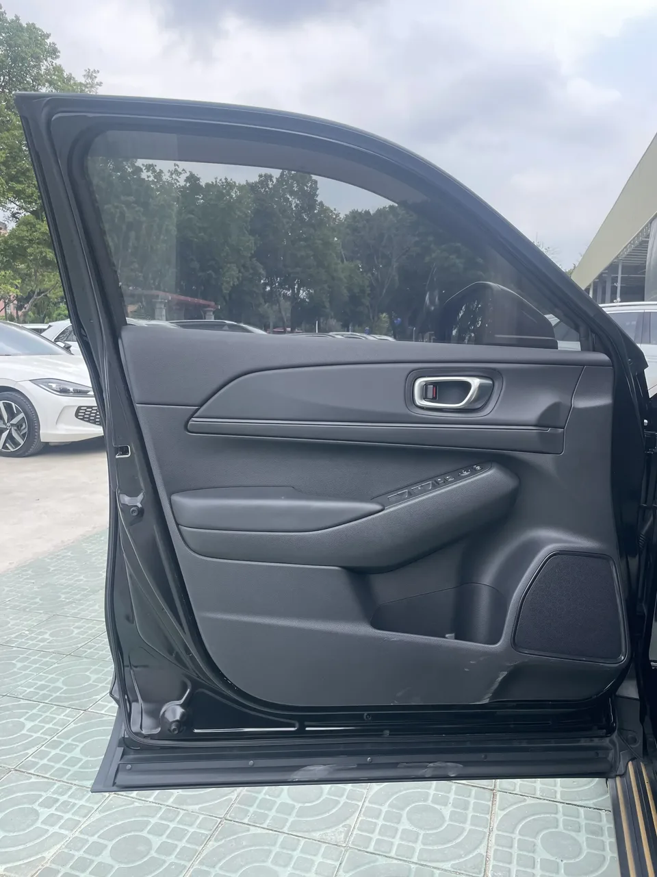 Honda WR-V HondaXR-V 2023 1.5L CVT Hot Edition 2023 — thumbnail 4