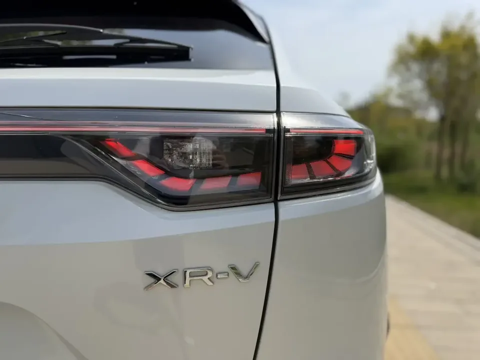Honda WR-V HondaXR-V 2023 1.5L CVT Hot Edition 2023 — thumbnail 3