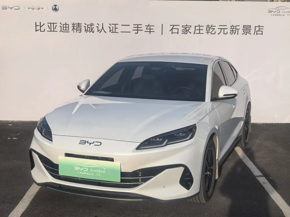 BYD Seal 06DM Seal 06DM 2024 DM-i 80KM Premium 2025 — photo 1, buy with delivery to Moscow