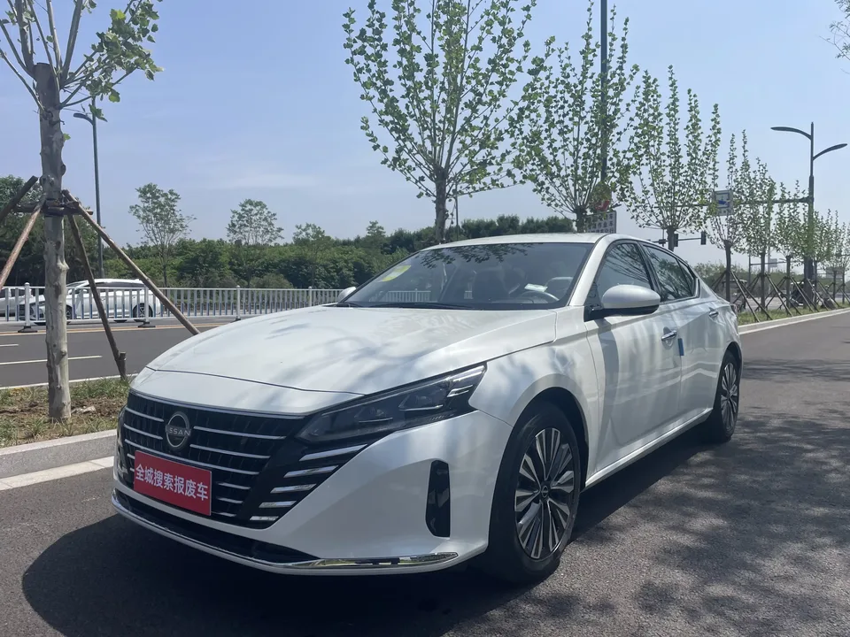 Nissan Altima Sound of nature 2024 2.0L XE True Edition 2024 — фото 1, купить с доставкой в Москву