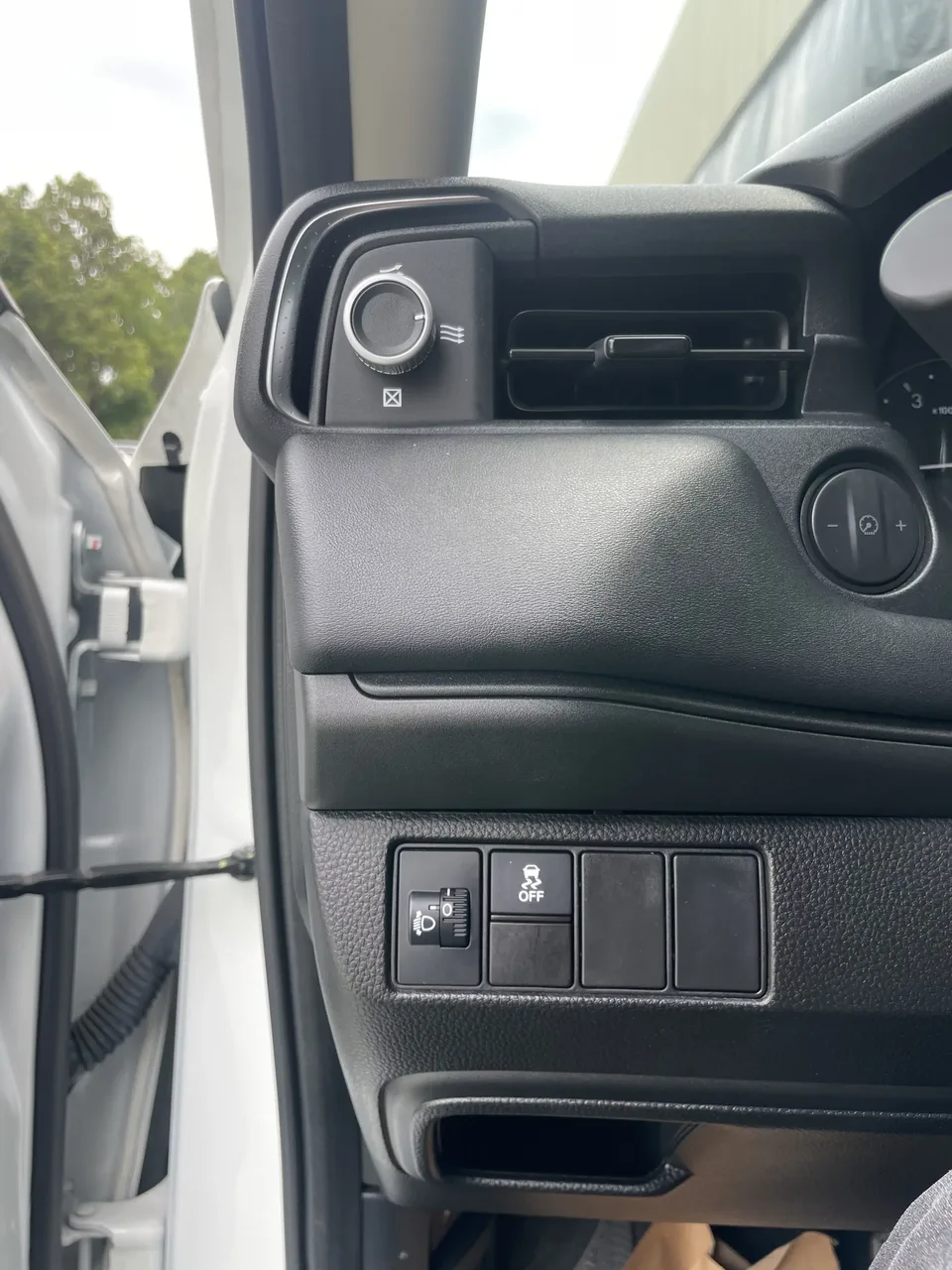 Honda VEZEL Binzhi 2023 1.5L CVT Elite Edition 2023 — thumbnail 4