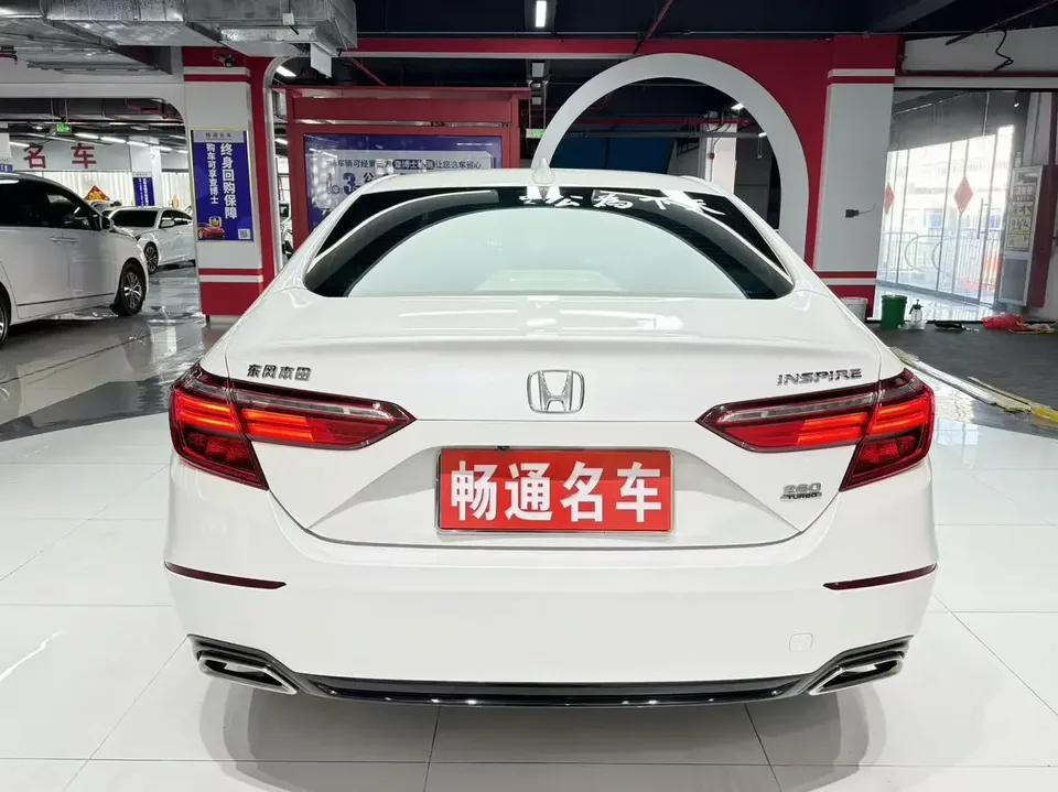 Honda Inspire Yingshipai 2022 260TURBO Elegant Edition 2023 — thumbnail 2