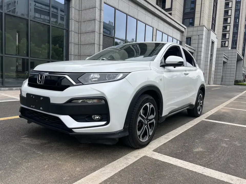 Honda WR-V HondaXR-V 2022 1.5L CVT Obsidian Edition 2022 — photo 1, buy with delivery to Moscow