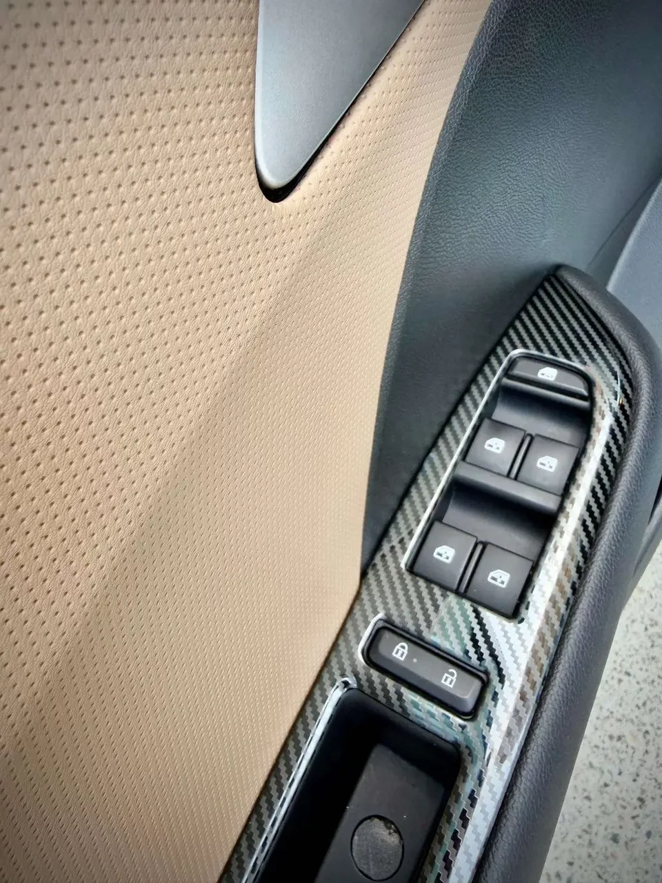 Chevrolet Monza Cruze 2022 320 Automatic Enjoy Sunroof Edition 2022 — миниатюра 4
