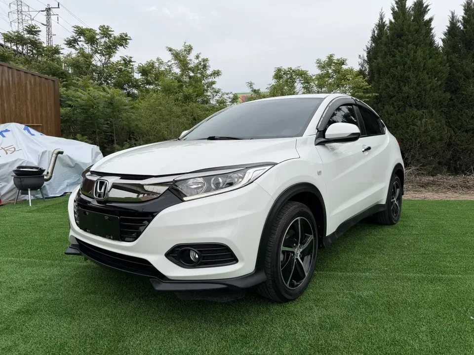 Honda VEZEL Binzhi 2022 1.5L CVT Phantom Night Pioneer Edition 2022 — photo 1, buy with delivery to Moscow