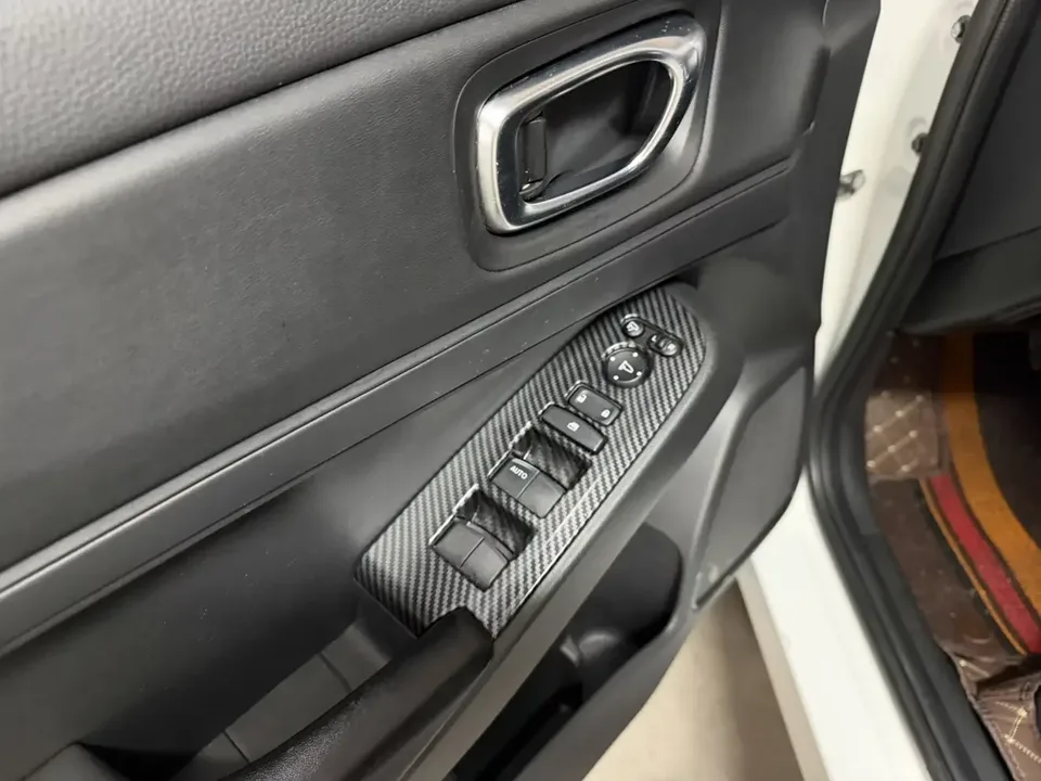 Honda VEZEL Binzhi 2023 1.5L CVT Elite Edition 2023 — thumbnail 5