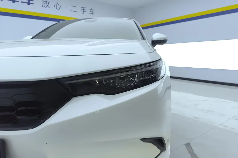 Honda Integra Style 2022 240TURBO CVT Tech Edition 2022 — thumbnail 2