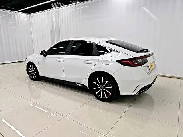 Honda Integra Style 2023 HATCHBACK 240TURBO CVT Trendsetter Edition 2023 — thumbnail 2