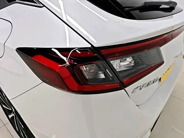 Honda Integra Style 2023 HATCHBACK 240TURBO CVT Trendsetter Edition 2023 — thumbnail 4