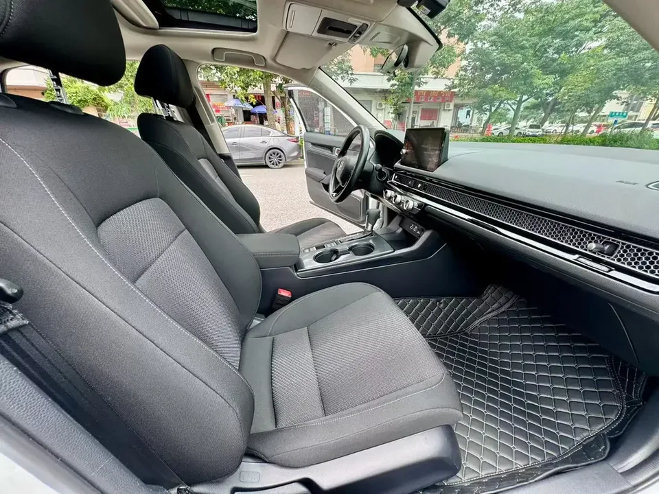 Honda Integra Style 2023 240TURBO CVT Tech Edition 2024 — thumbnail 5