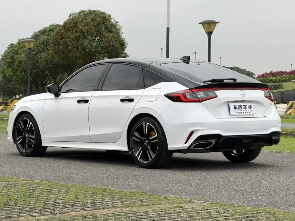 Honda Integra Style 2023 HATCHBACK 240TURBO CVT Phantom Night Premium Edition 2023 — thumbnail 2