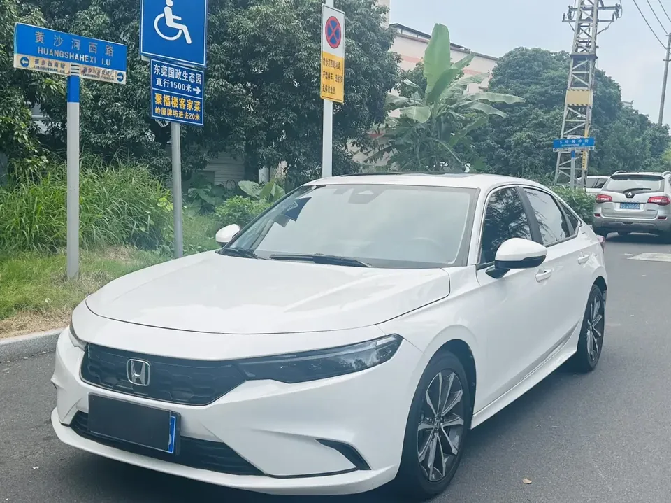 Honda Integra Style 2022 240TURBO CVT Deluxe Edition 2022 — photo 1, buy with delivery to Moscow