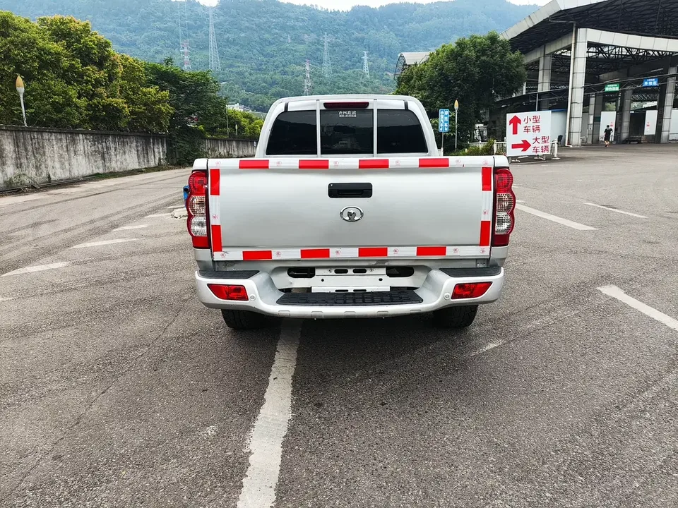 Great Wall Wing Jun 5 Wing Jun 5 2023 2.0T diesel two-wheel drive elite long cargo box GW4D20M 2023 — thumbnail 2