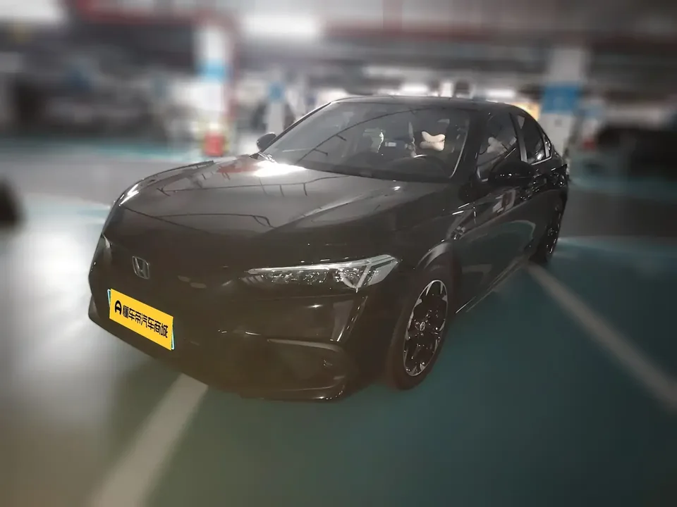 Honda CIVIC Civic 2023 HATCHBACK 240TURBO CVT Extreme Edition 2025 — photo 1, buy with delivery to Moscow