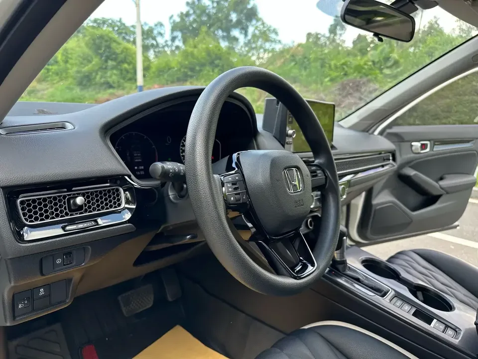 Honda CIVIC Civic 2022 240TURBO CVT Dynamic Edition 2023 — thumbnail 5