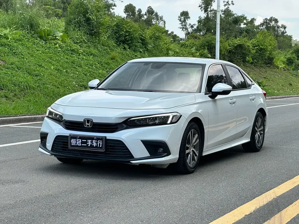 Honda CIVIC Civic 2022 240TURBO CVT Dynamic Edition 2023 — photo 1, buy with delivery to Moscow