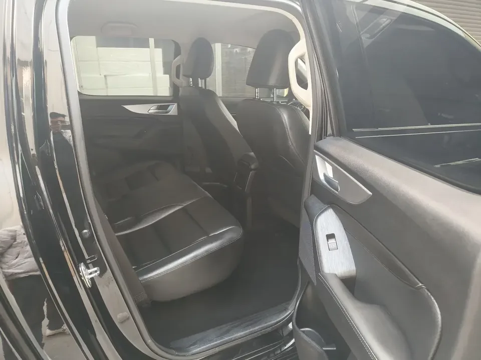 Great Wall Poer gun 2021 Commercial version 2.0T diesel manual two-wheel drive elite long box GW4D20M 2022 — thumbnail 3