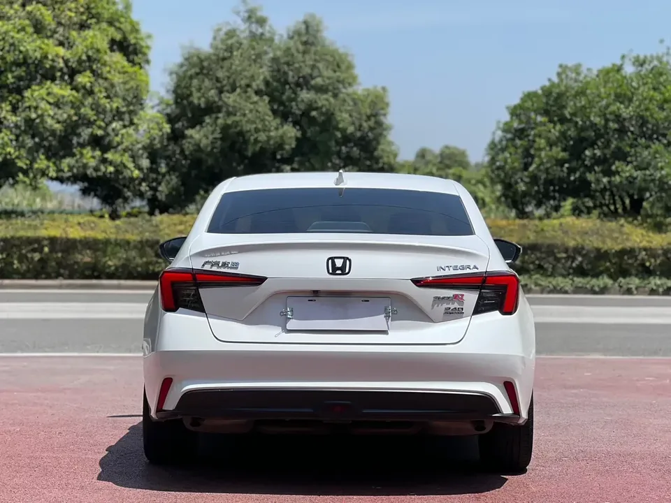 Honda Integra Style 2022 240TURBO CVT Tech Edition 2022 — миниатюра 2