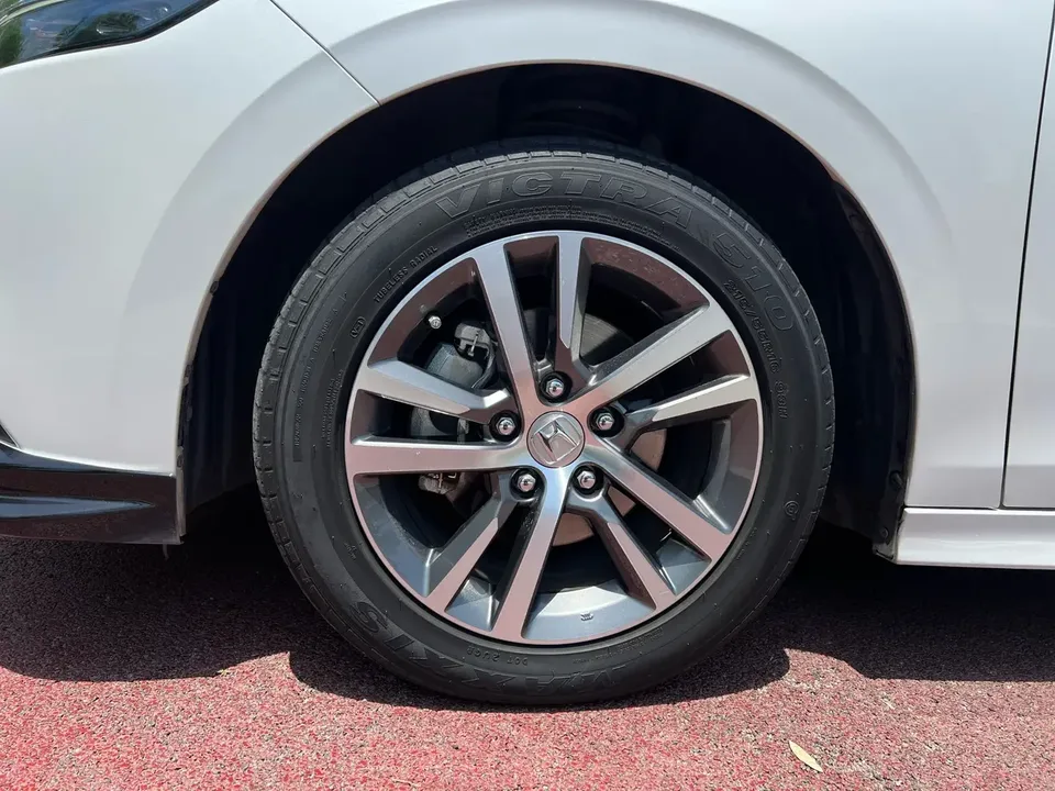Honda Integra Style 2022 240TURBO CVT Tech Edition 2022 — миниатюра 3