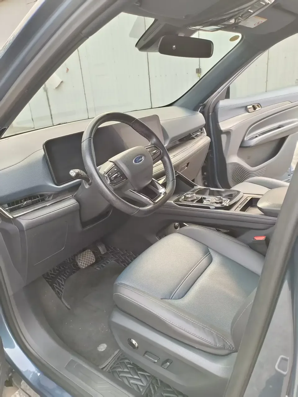 Ford Equator Sport Leading 2023 EcoBoost 170 Light and Shadow 2023 — thumbnail 3