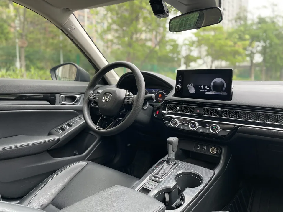 Honda Integra Style 2022 240TURBO CVT Tech Edition 2022 — thumbnail 4