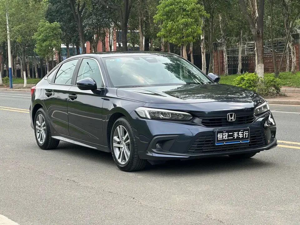 Honda CIVIC Civic 2023 240TURBO CVT Power Edition 2023 — thumbnail 3