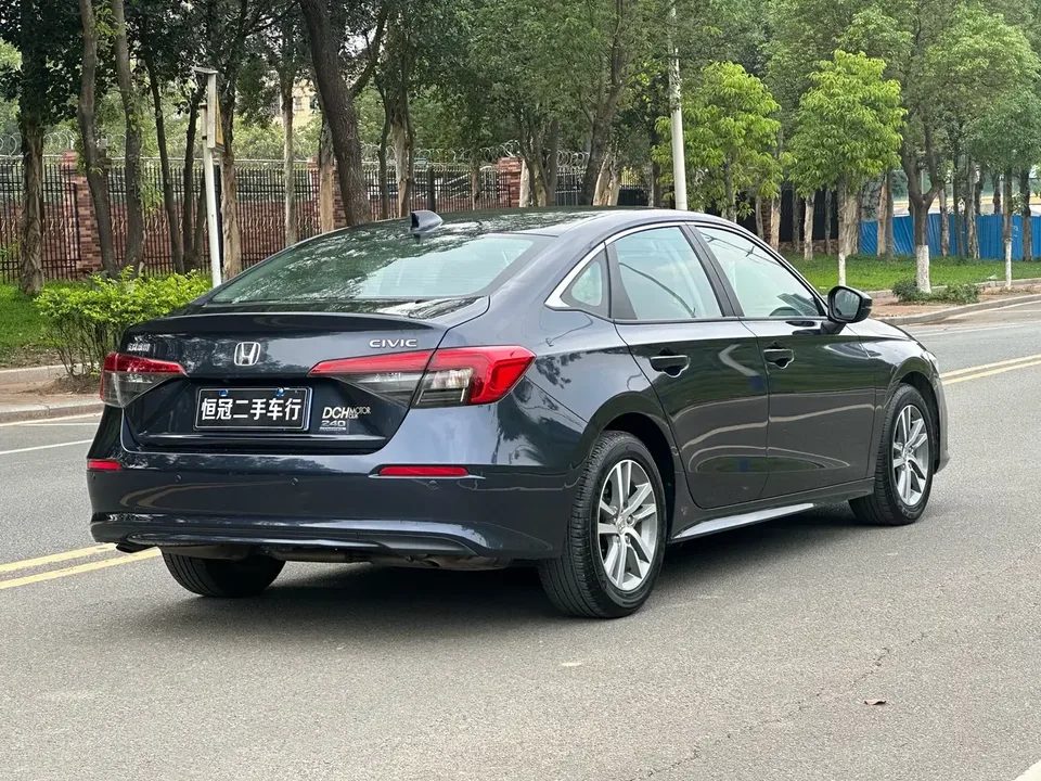 Honda CIVIC Civic 2023 240TURBO CVT Power Edition 2023 — thumbnail 4