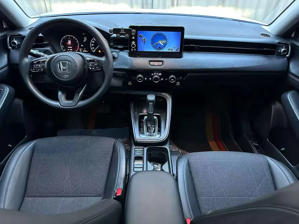 Honda VEZEL Binzhi 2023 1.5L CVT Technology Edition 2023 — thumbnail 4