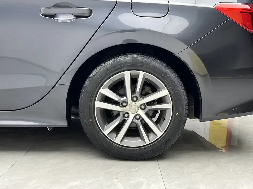 Honda CIVIC Civic 2022 240TURBO CVT Dynamic Edition 2022 — thumbnail 3