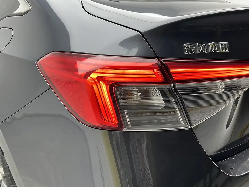 Honda CIVIC Civic 2022 240TURBO CVT Dynamic Edition 2022 — thumbnail 4