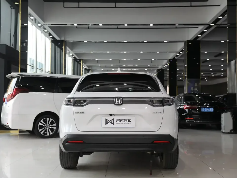 Honda WR-V HondaXR-V 2023 1.5L CVT Hot Edition 2024 — thumbnail 2