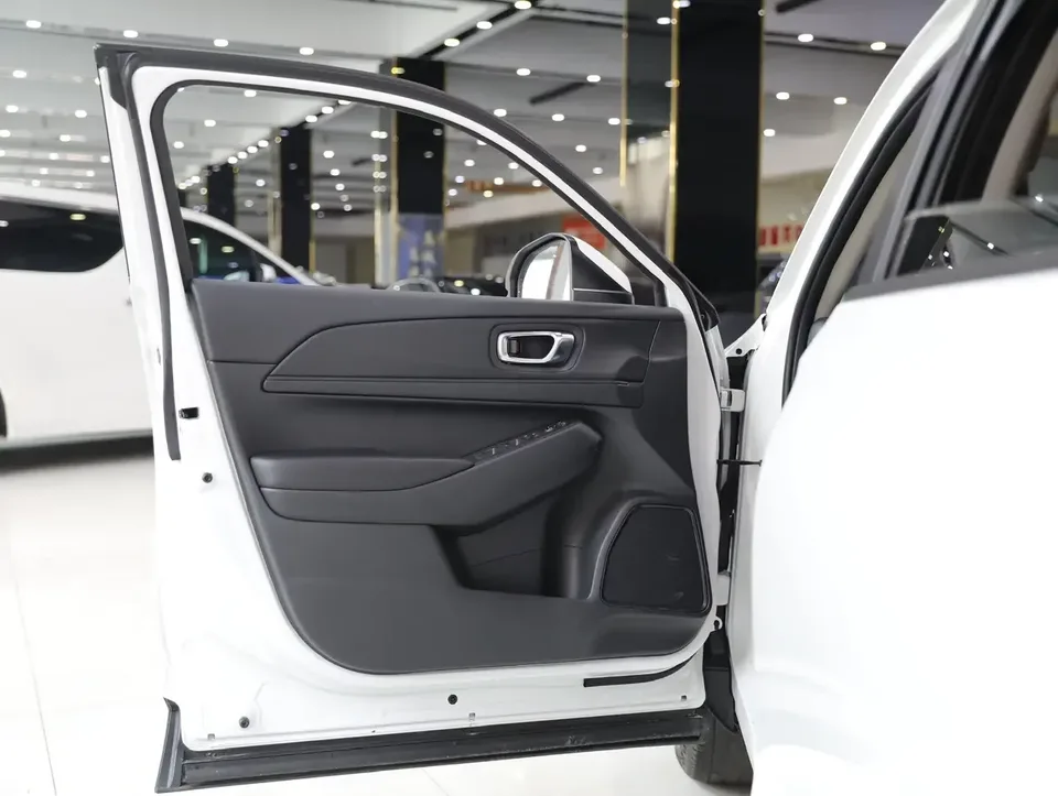 Honda WR-V HondaXR-V 2023 1.5L CVT Hot Edition 2024 — thumbnail 5