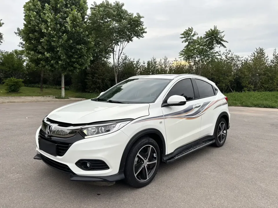 Honda VEZEL Binzhi 2022 1.5L CVT Phantom Night Pioneer Edition 2022 — photo 1, buy with delivery to Moscow
