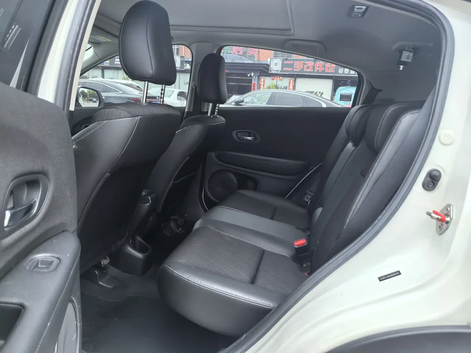 Honda VEZEL Binzhi 2020 1.5L CVT Pioneer Edition 2022 — thumbnail 3