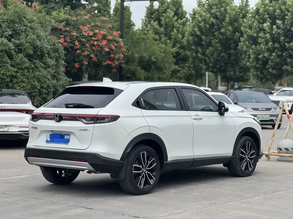 Honda VEZEL Binzhi 2023 1.5L CVT Deluxe Edition 2023 — thumbnail 4