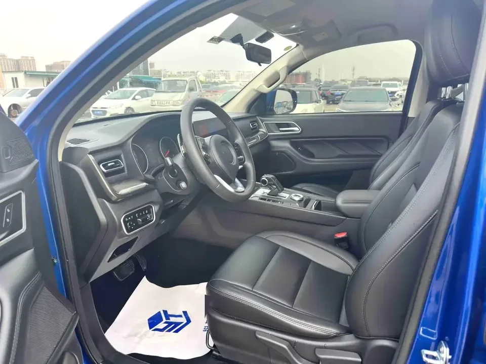 Great Wall Poer gun 2023 Commercial version 2.0T diesel automatic four-wheel drive small double elite model GW4D20M 2024 — thumbnail 3