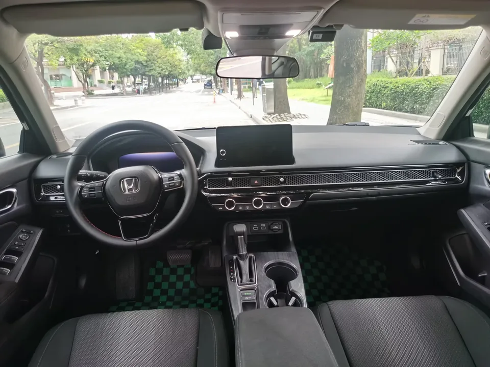 Honda Integra Style 2023 240TURBO CVT Leading Edition 2023 — thumbnail 3