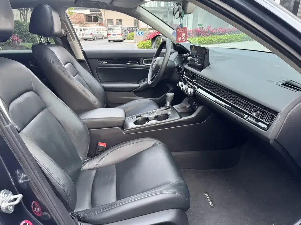 Honda CIVIC Civic 2022 240TURBO CVT Dynamic Edition 2022 — thumbnail 4
