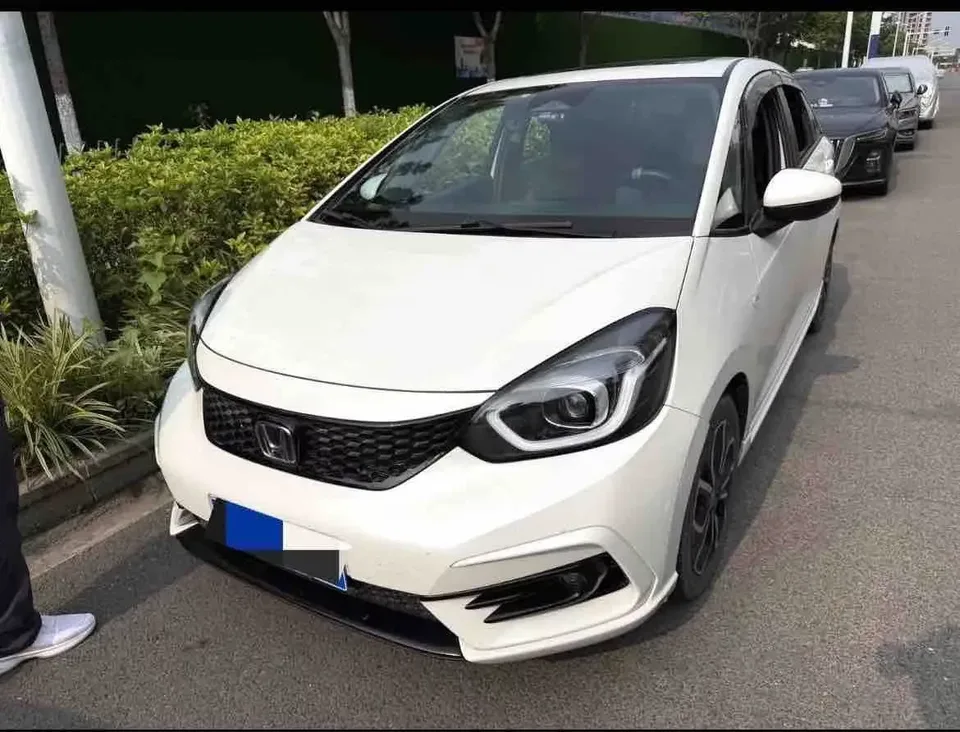 Honda LIFE HONDA LIFE 2023 1.5L CVT SPO-SS Smart Edition 2022 — photo 1, buy with delivery to Moscow