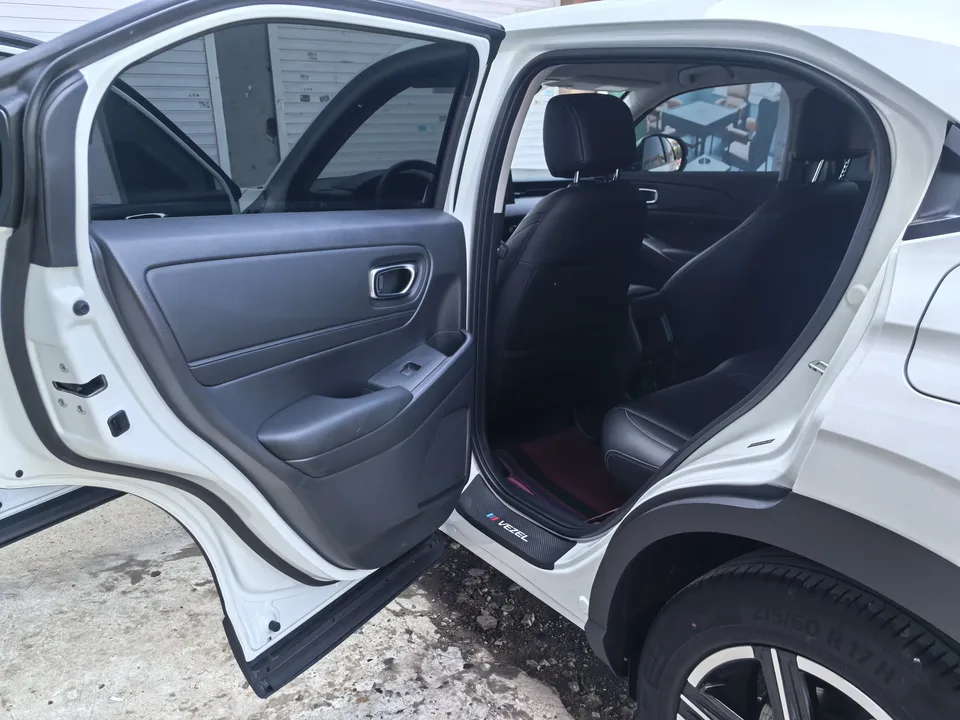 Honda VEZEL Binzhi 2023 1.5L CVT Elite Edition 2023 — thumbnail 5